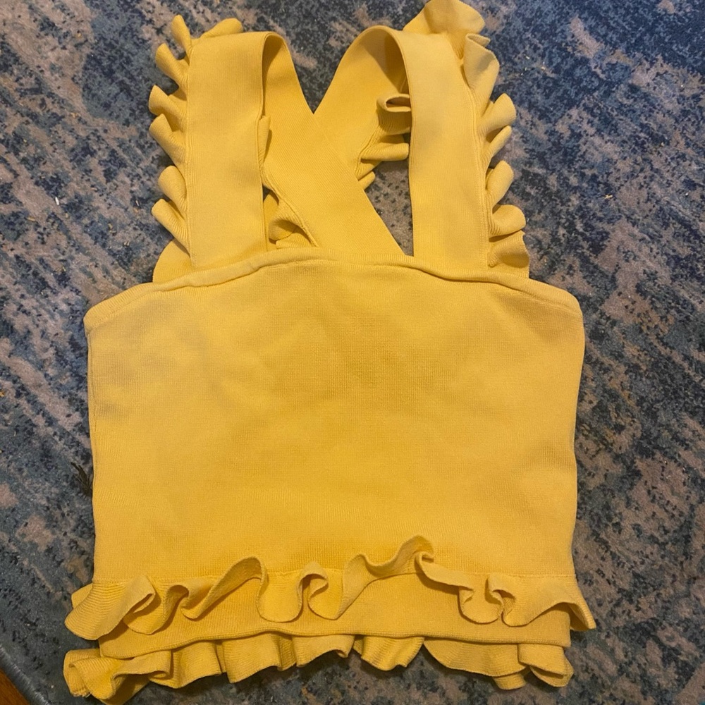 C/MEO Collective yellow ruffled crop top sz XS EUC